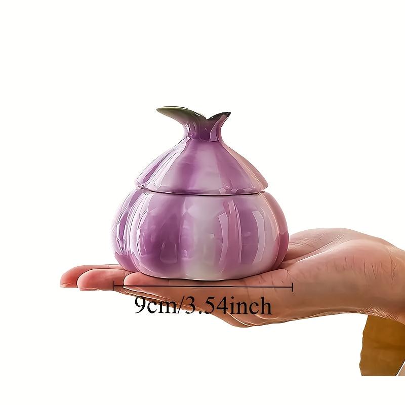 

Purple Garlic Ceramic Jars, A Collection for Home Decoration, Serving As Both Sculptures And Organizers фіолетовий