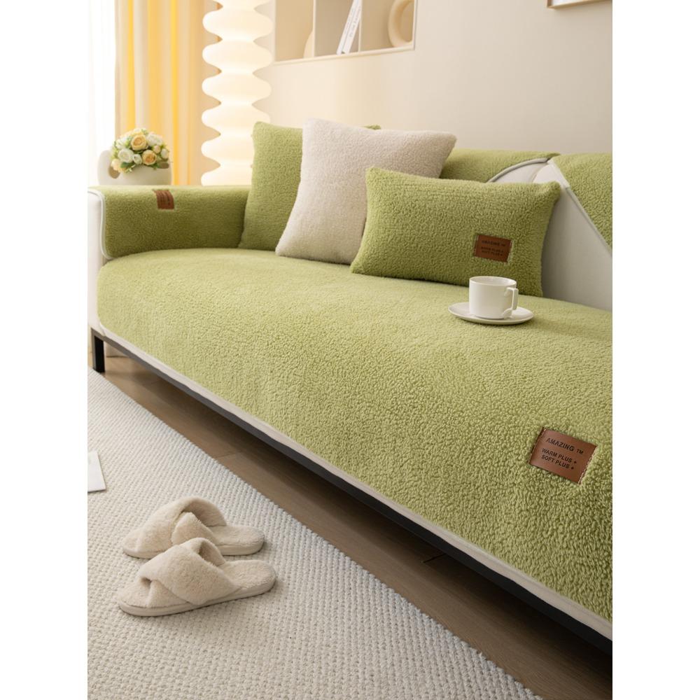 

Cream Plush Sofa Cushion Thickened Non-Slip Seat Cover for Autumn Winter All-Inclusive Soft Comfort 70*70cm