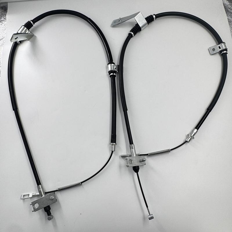 Lankovody zadní ruční brzdy levý pravý LH RH 2KS PRO Ssangyong Rexton W/5-LINK 2006+ OEM 4901008B03 4902108000