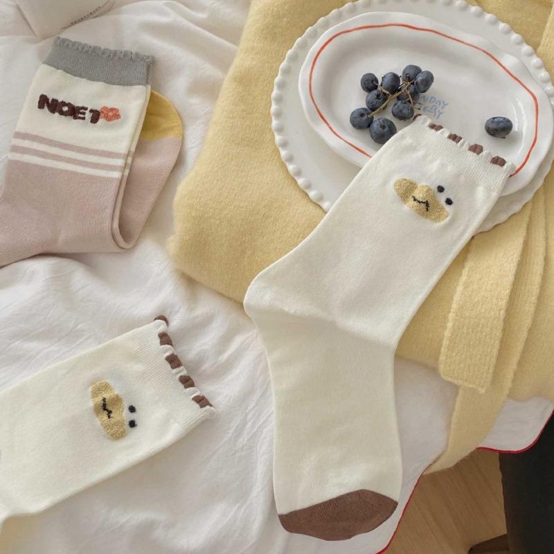 Female Spring and Autumn Lovely Duckling Comfortable Sweat Absorption College Wind Tube Cotton Socks
