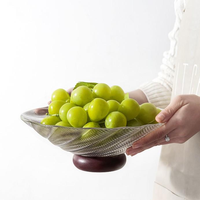 Vintage Glass Fruit Bowl with Wooden Base - Modern Home Coffee Table Snack & Dried Fruit Plate, Personalized & Exquisite Design