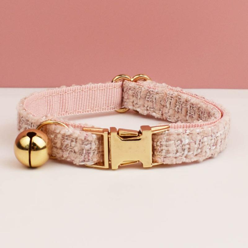 

Luxury Pet Collar Cat Dog Cute Bell Leash Anti Slip Collar Cats Design Small Large Dog Collars Chihuahua Accessories Pets Supply S