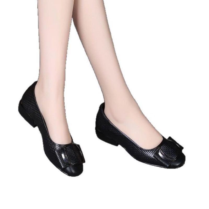 Fashion Designer Woman Red Office Shoes Spring Slip-on Square Heel Casual Shoes Lady Pumps Fashion Elegant Women Shoe sandalias de mujer