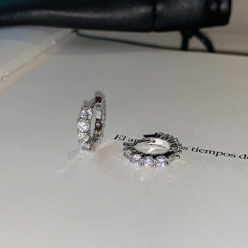 

European and American Super Shiny Exquisite Small Gold and Silver Zircon Earrings for Women, Light Luxury Niche 2026 New Style Hoop Earrings Silver/Pair