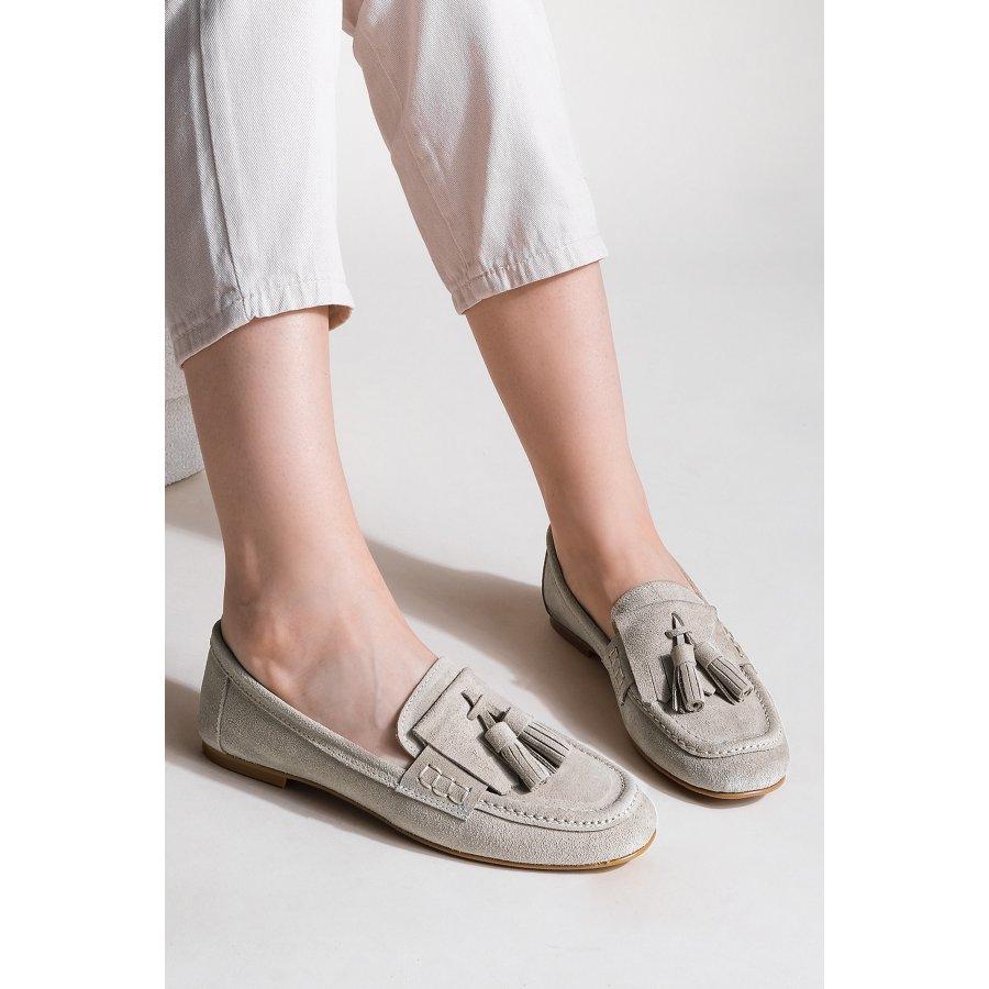 

Женская повседневная обувь из натуральной замши Мокасины