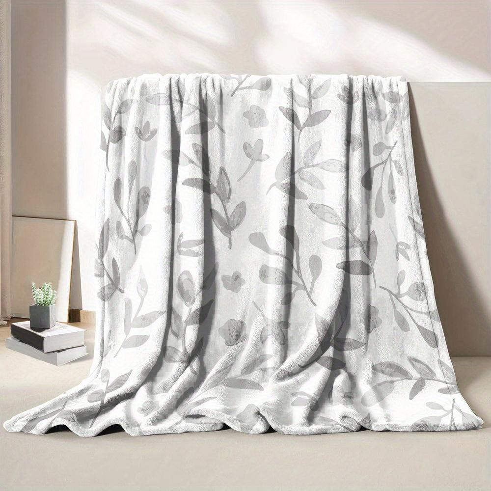 1pc Leaf Pattern Printed Blanket, Polyester Fabric, Machine Washable, Suitable for Sofa, Bed, Camping and Travel