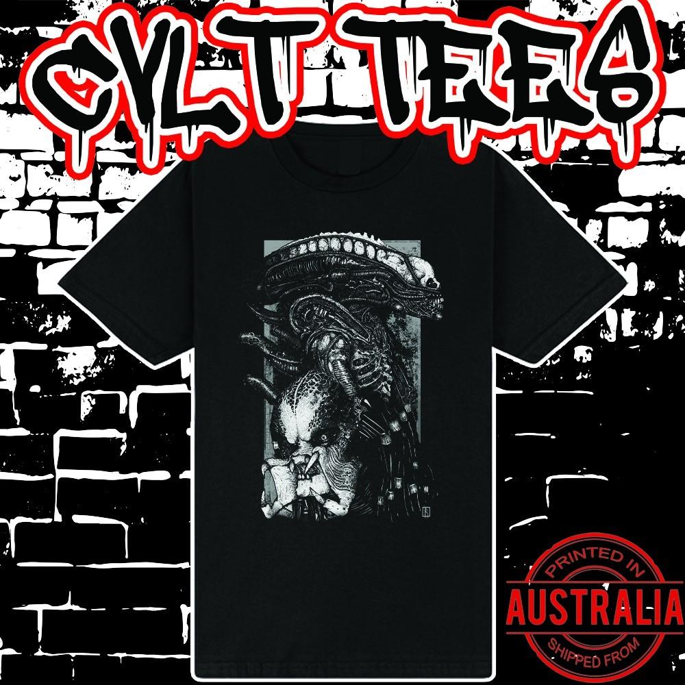 Футболка с принтом фильма «Чужой против Хищника» ~ Премиальная черная хлопковая футболка Gildan, унисекс S