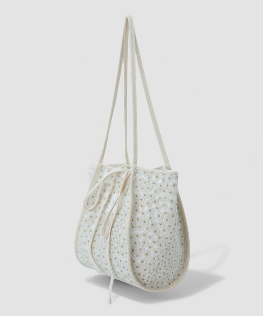 Atil Studio Floral Cozy Tote And Shoulder Bag _ [Beige]