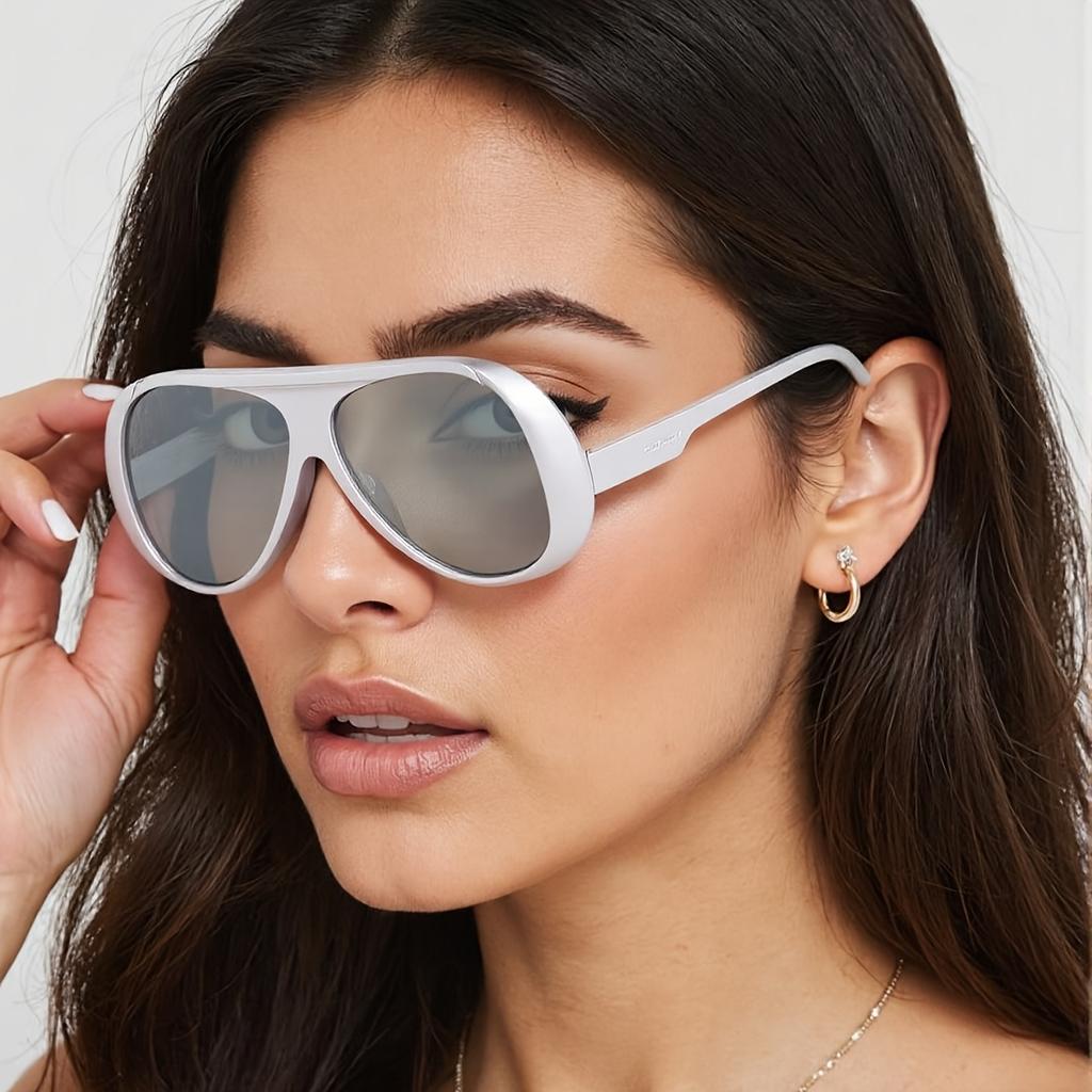 New Fashionable Sunglasses for Women Minimalist Design Elegant Accessories UV Protection Trendy Glasses