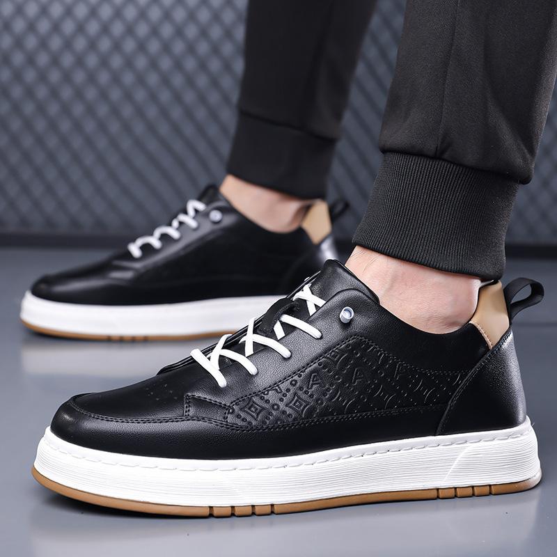 New Summer Men's Shoes Breathable Versatile Sport Casual Leather Shoes Black Men's Lazy Shoes One Step Easy Wear Slip-On Shoes