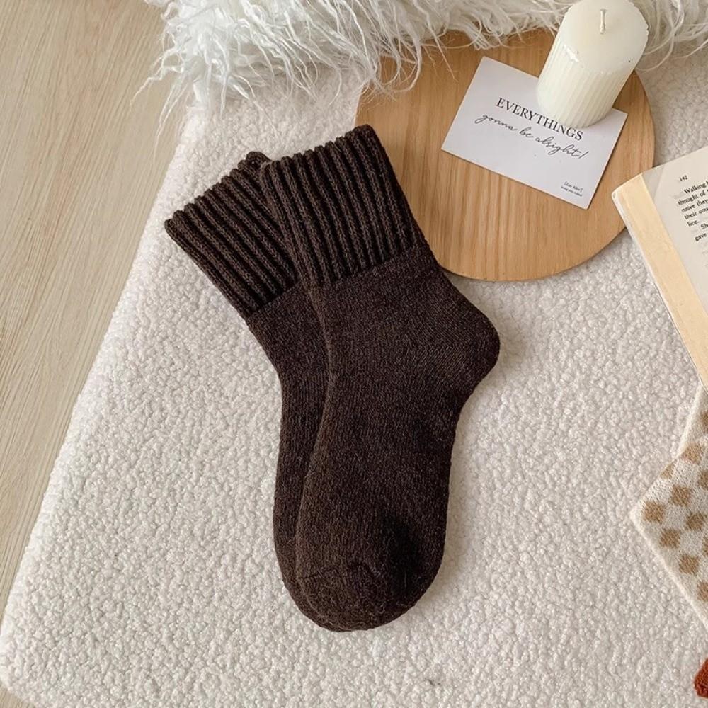 

Comfortable Thickened Wool Socks Super Thicker Warm Socks New Snow Socks Casual Wear колір темно кави