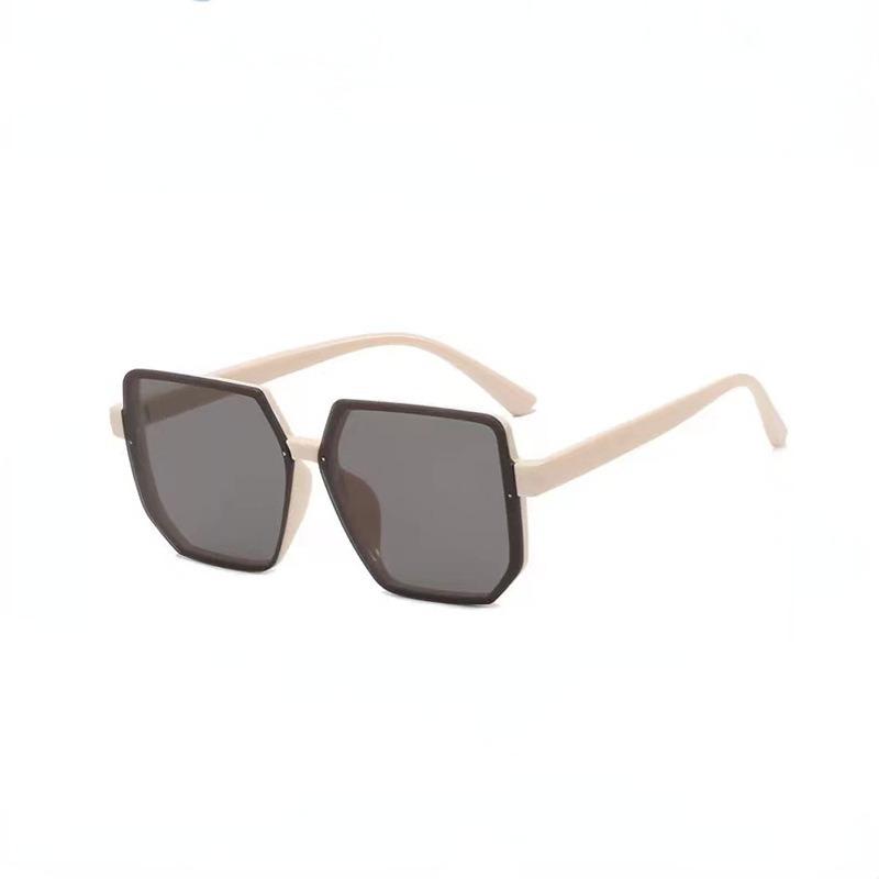 Non-polarized Big Frame Vintage Sunglasses Women Men Square Sun Glasses Retro Eye Glasses Goggle for Male Female Polygon Sunglasses