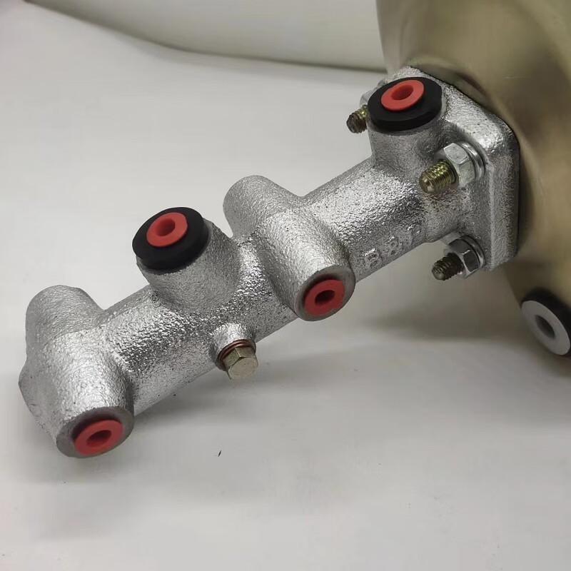 Iveco Military 2045 4WD Off-road Brake Vacuum Booster Parts