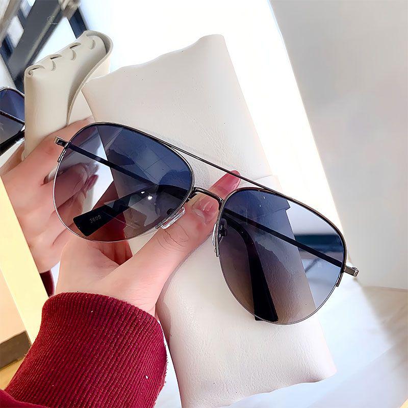 Pilot Super Cool Frog Mirror Tea Color Sunglasses - Unisex Retro Style for Drivers, Couples, and Big Faces, Black.