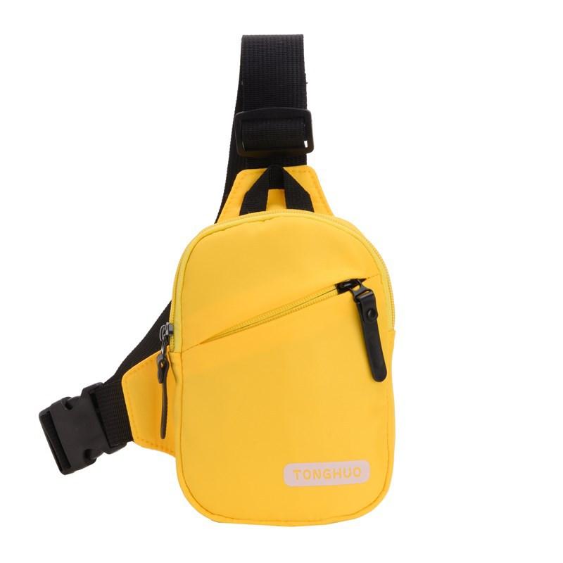 VIA ROMA Mode Eenvoudige Kinder Crossbody Tas met Letterstijl voor Casual en Sportactiviteiten, Jongens Borsttas geel