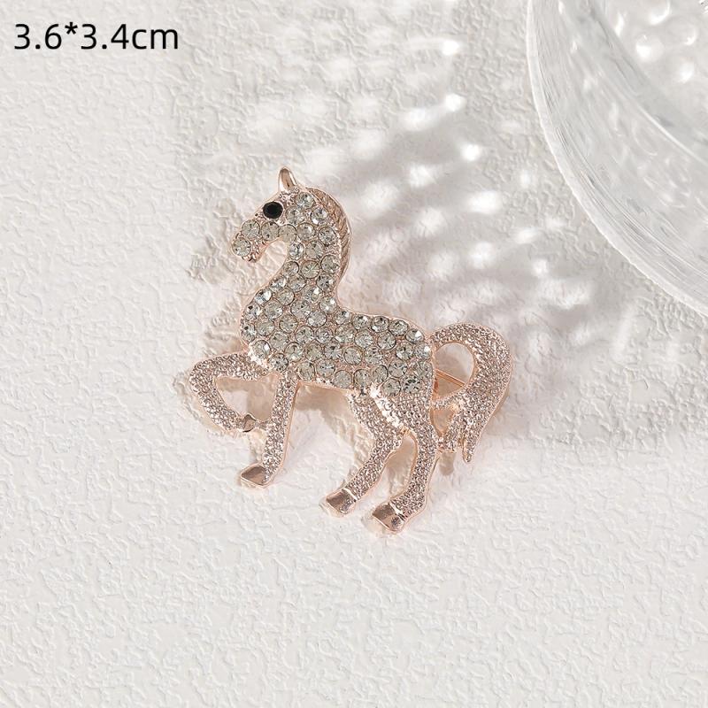 Vintage Court Style Enamel Galloping War Horse Brooches Pins For Women Clothing Accessories Men Fashion Suit Lapel Corsage