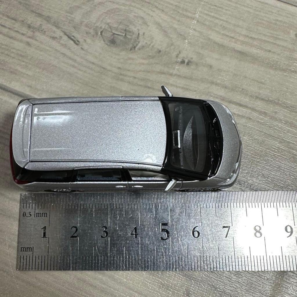 1/64 Toyota Estima 50 Mini Car GSR50 Silver
