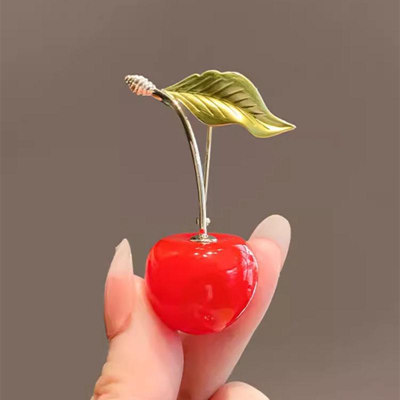 Red Sakura Brooch Women's Fruit Cherry Brooch Fashion Light Luxury Sweet Personality Pin Anti-light Buckle Suit Accessories