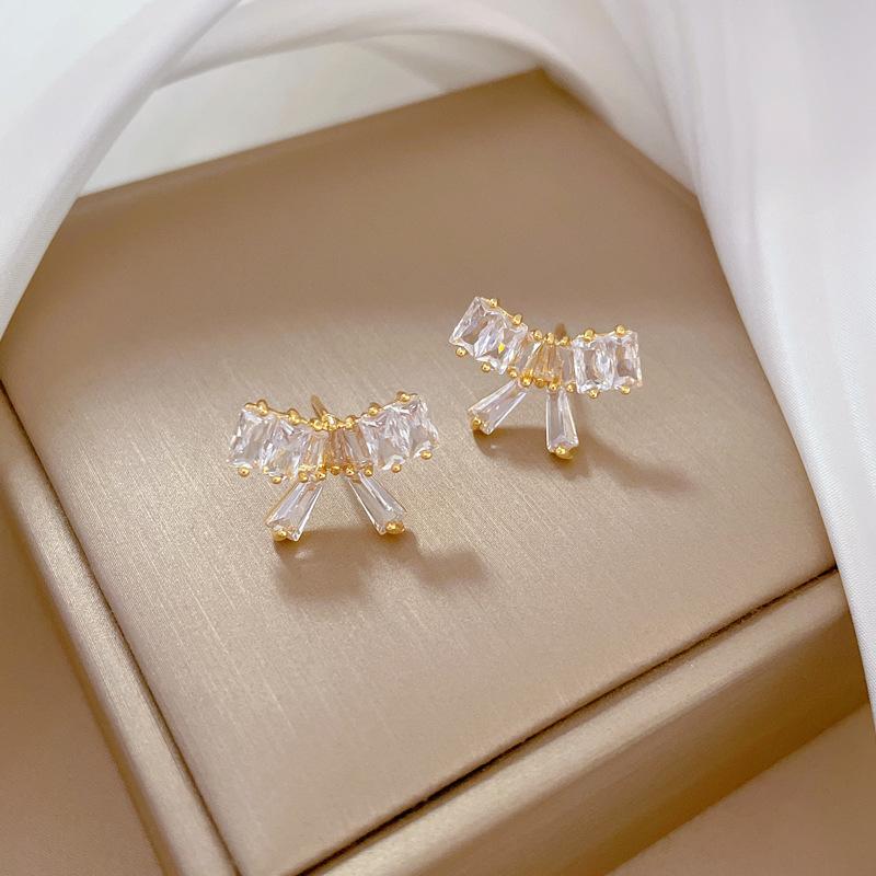 Necklace Earrings Set Light Luxury Full Diamond Bow T Zirconium Personality Banquet Earrings Necklace