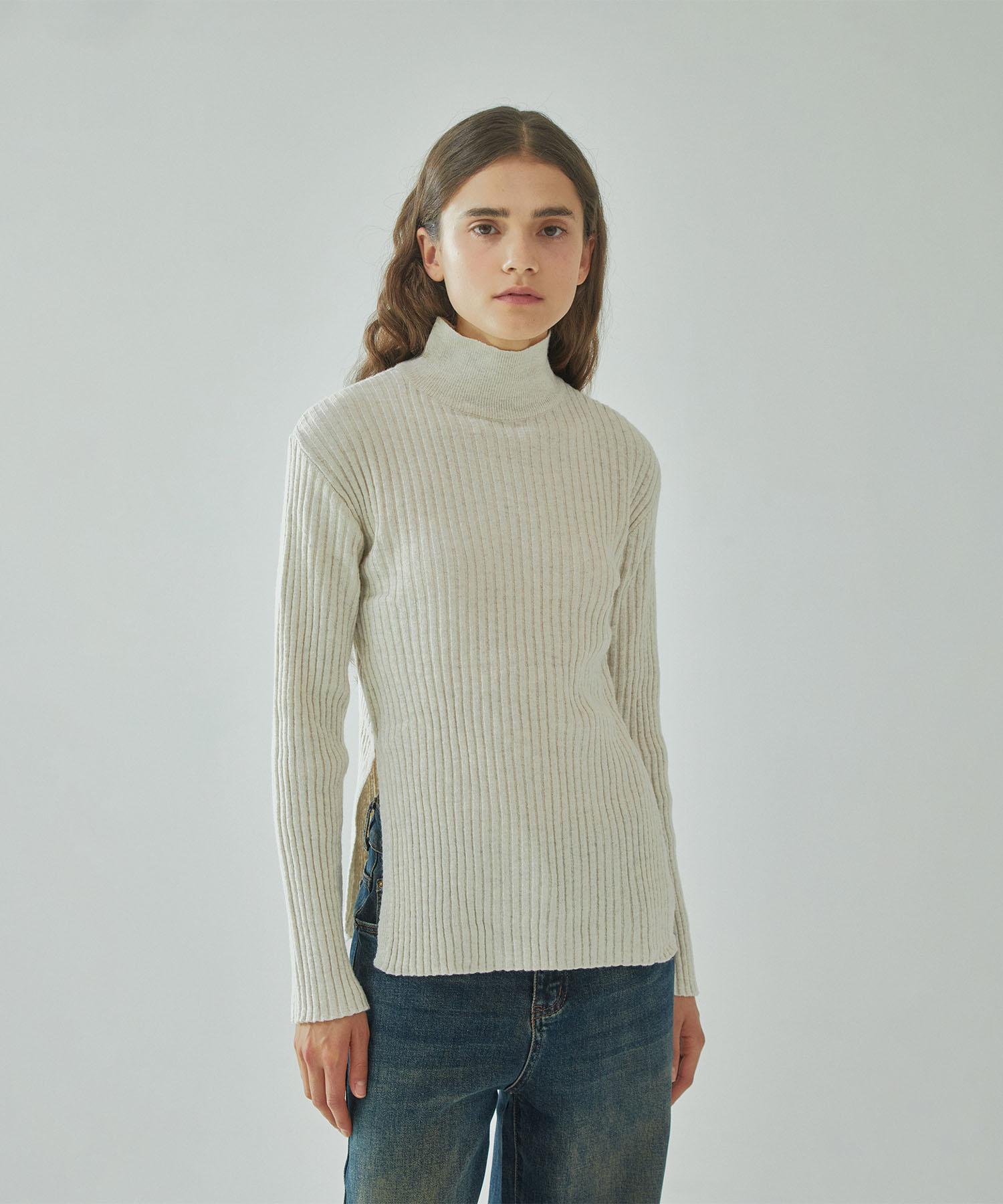 Pin Black Ribbed Wool Oat Knit With Slit Detail Oatmeal/Free