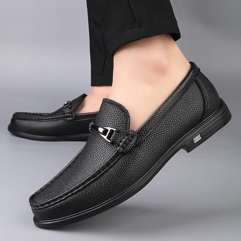Luxury Brand Men'S Breathable Hollow Leisure Loafers Fashionable Spring New Men'S Comfortable Non Slip Casual Leather Shoes