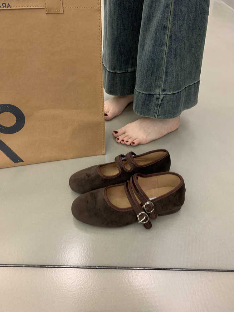 Fashion IPPEUM Ballet Flats Velvet Shoes For Women Buckle Round Toe 2025 New Ballerinas Zapatos Mujer Mary Jane Shoes