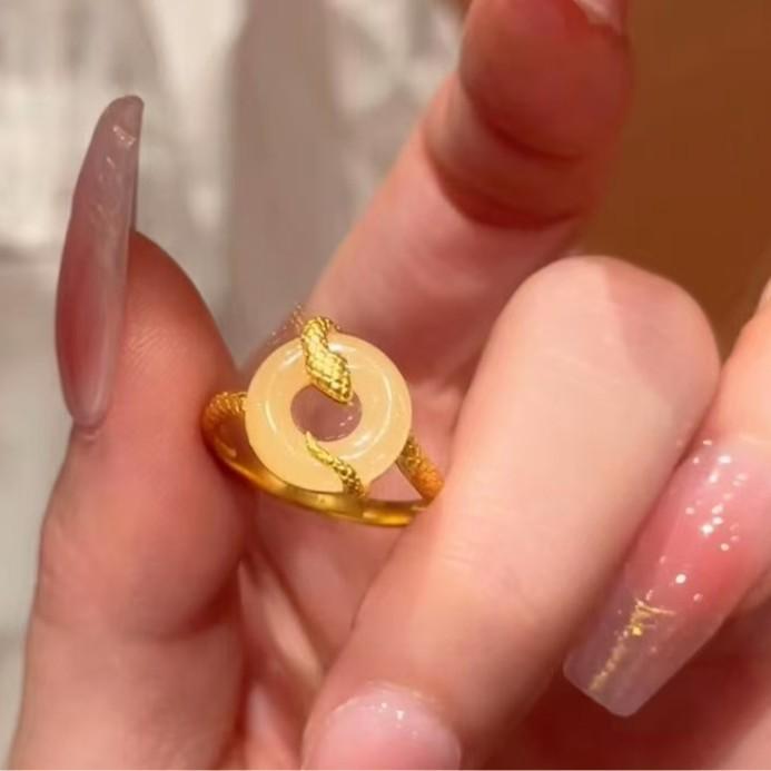 Golden little spirit snake wrapping ring, zodiac snake life safety buckle, index finger ring, advanced sense tail ring