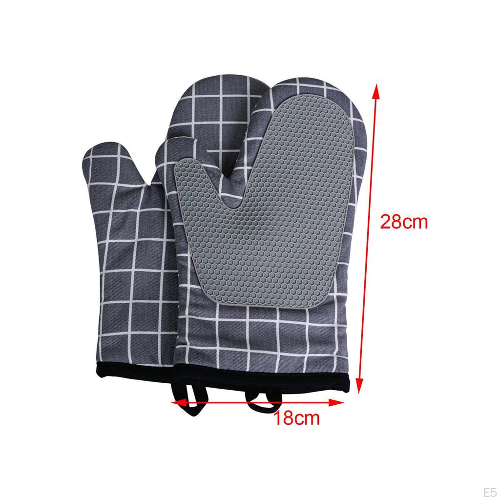 Heat Resistant Oven Gloves Kitchen Mitts Multipurpose 18x28cm, Easy to Use ,Splicing Silicone