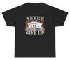 Geef Nooit Op T-shirt Grappig Casino Gokken Poker Meme Gen Z Humor Cadeau Tee