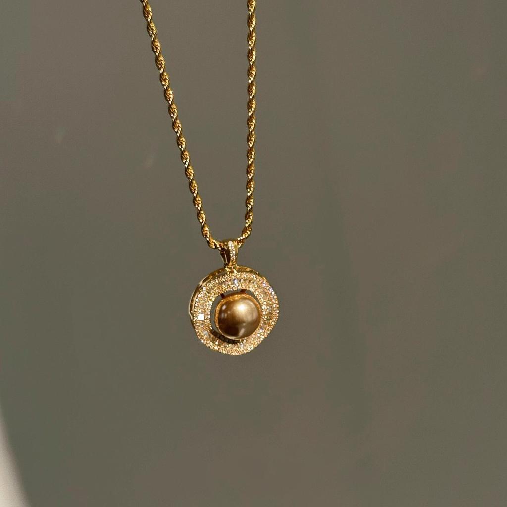 Simple round beads champagne gold pendant necklace new fashion and high-end pearl earrings for women banquet jewelry sets