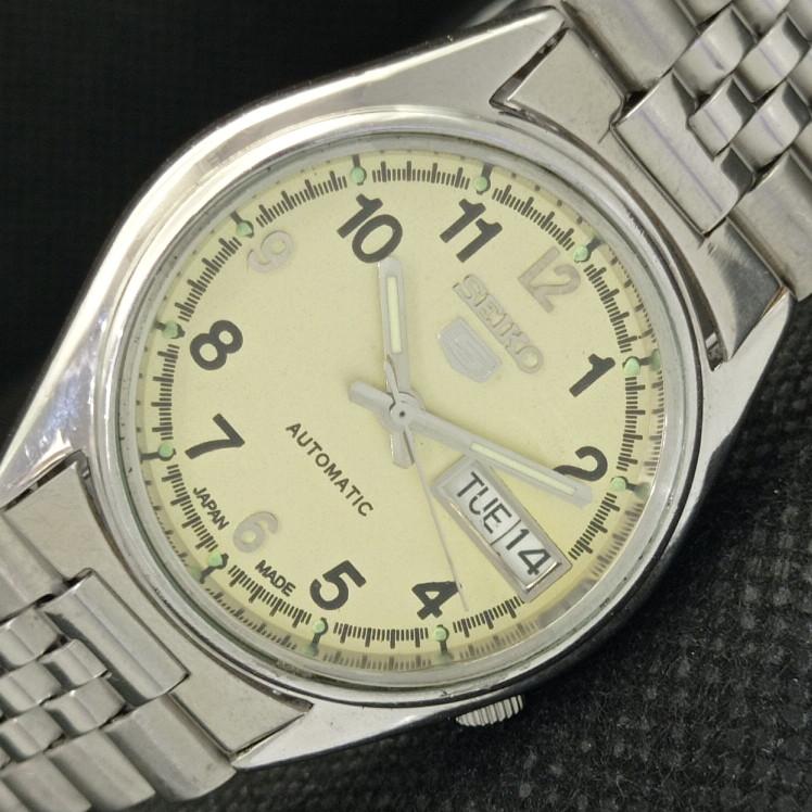 

USED VINTAGE SEIKO 5 AUTOMATIC 7S26A JAPAN MENS DAY/DATE WATCH 612-a319053-2 SKU612-a319053