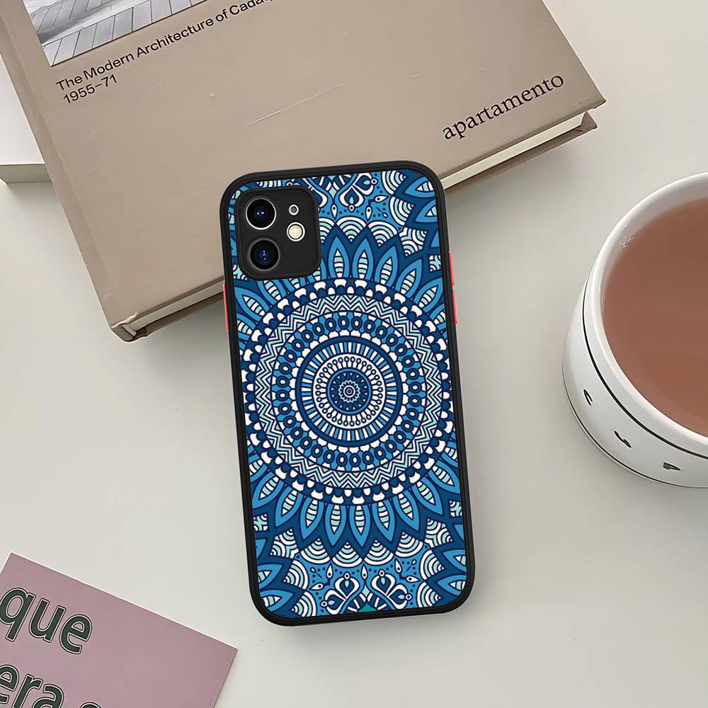 Mandala Painting For iPhone 11 12 13 14 15 16 Pro Max Plus Matte Translucent Phone Cover