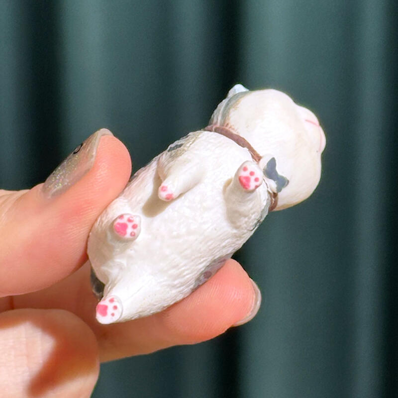 1 Box of 18 Random Keychains To Find Your Best Cat