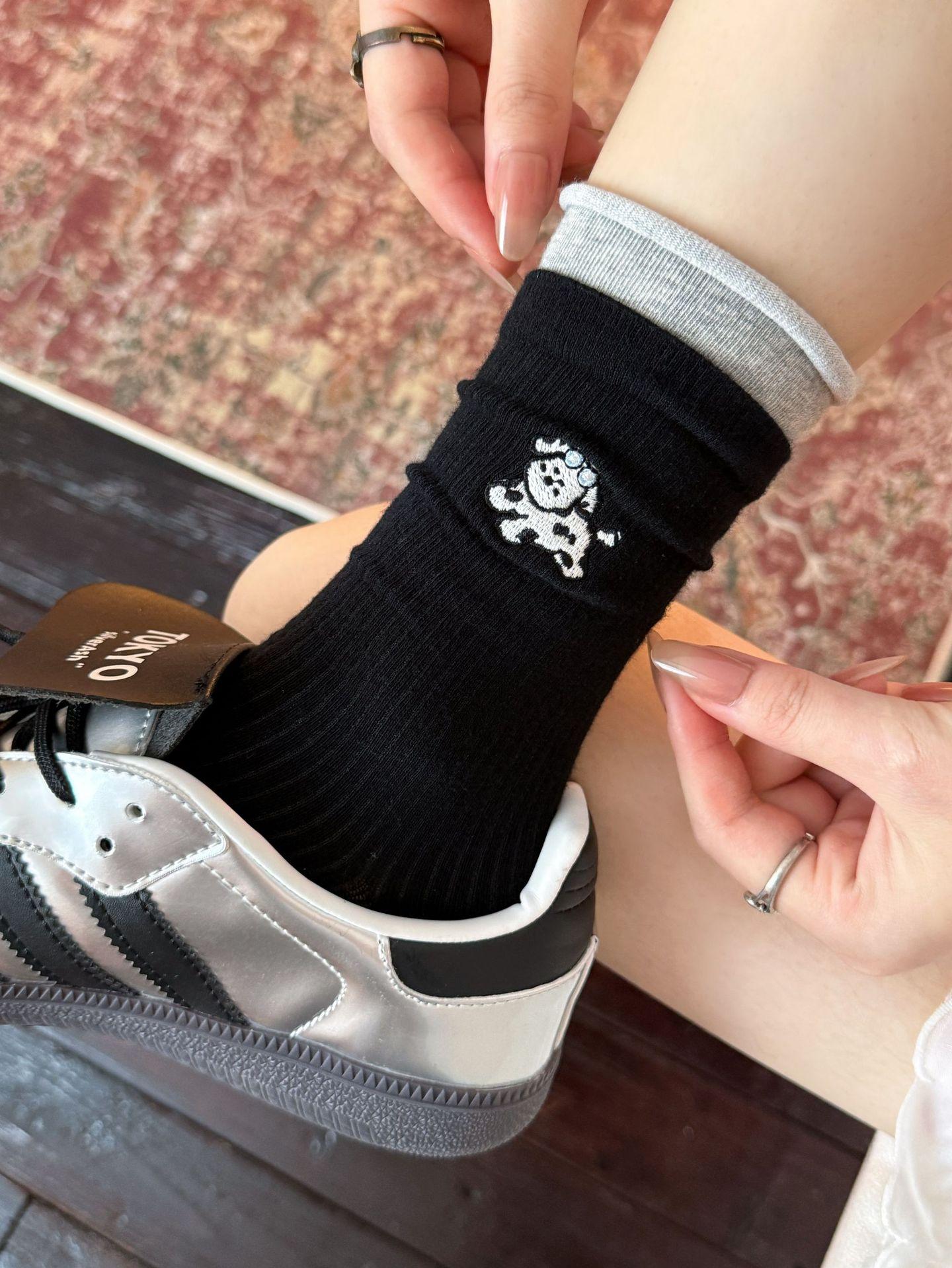 

Embroidered animal socks women s spring and autumn cotton tube socks tide Internet celebrity stockings women s summer thin One size fits all чорний