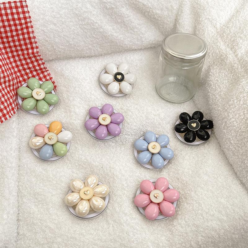 Korean Personalized Love Big Flower Magnetic Suction Bracket Color Personalized Mobile Phone Airbag Lazy Chasing Drama Must