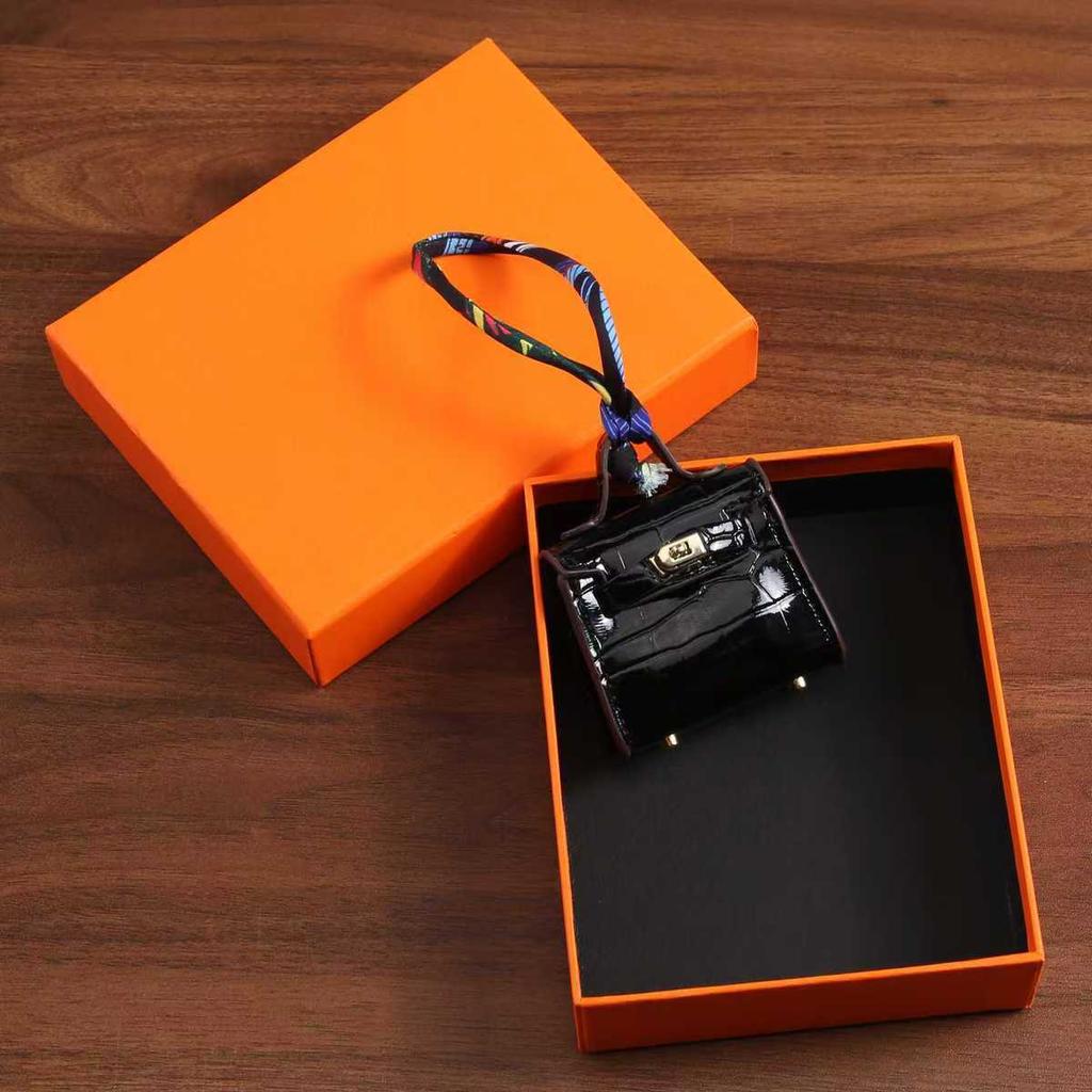 Yes, Yes, Touch the Blind Box, Mini Bag, Pendant, Cute Earphone Bag Mouth, Red Envelope, Keychain, Bag, Accessories Money.