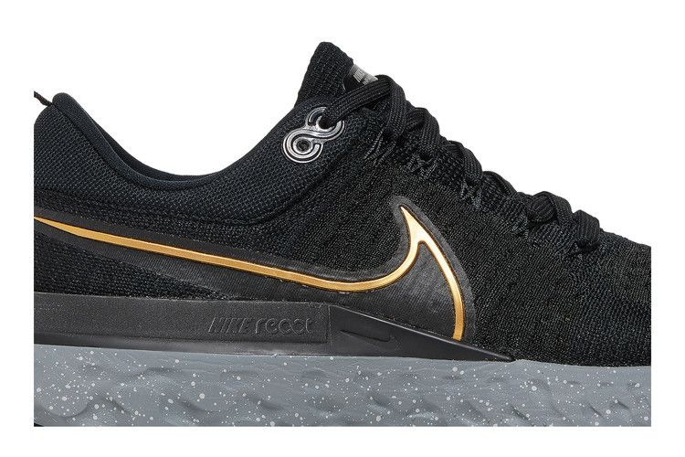 Men's Sneakers Nike React Infinity Run Flyknit 2 Black Gold Black/Metallic Gold/Grey