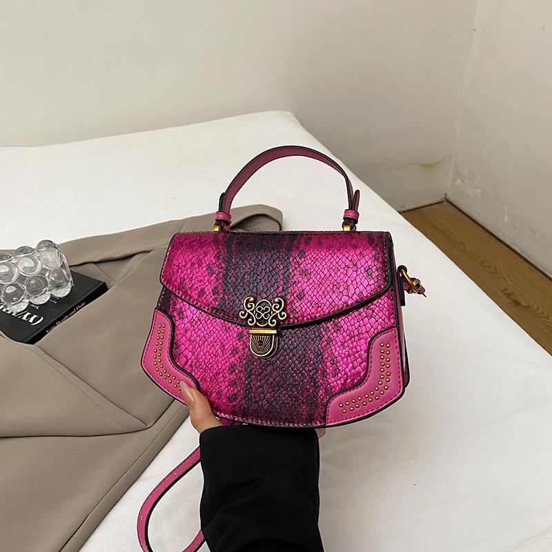 

Gold Silvery Women Handbag Luxury Crocodile Pattern Small Square Bag 2025 Designer Leather Saddle Crossbody Bag Luxury Tote Bag 30cm))