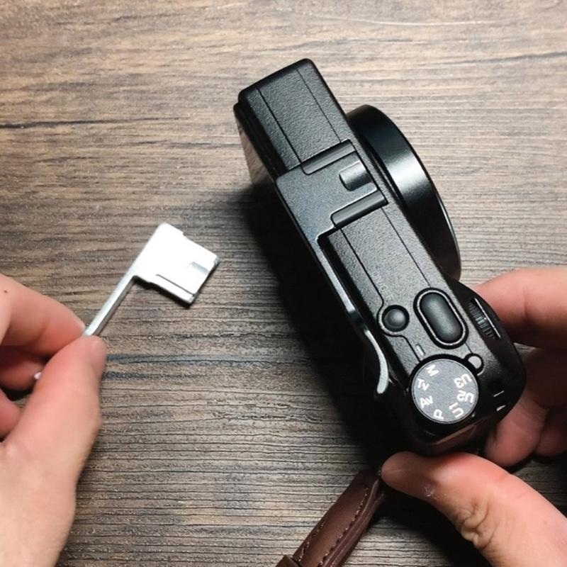 Aluminum Alloy Thumb Up Hot Shoe Hand Grip For GRIII GR3X Cameras For Improved Handling And Control