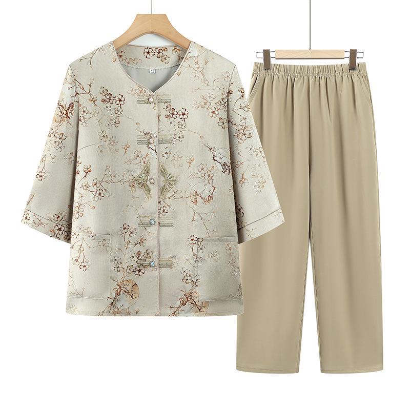 

Summer Two-Piece Set for Elderly Women: Grandma Style Shirt & Trousers with Three-Quarter Sleeves 2XL (50-58 kg) жёлтый