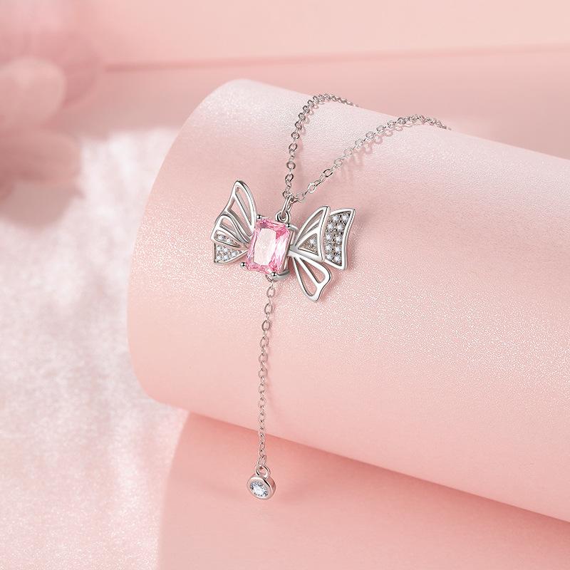 Daytime Covenant Butterfly Pull Necklace Women'S Lamp Luxury Niche Design Clavicle Chain Zircon Necklace Premium