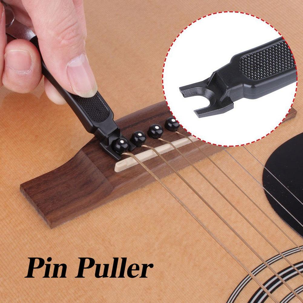 Guitar Repair Set 3 in 1 Accessory Tool Classic Guitar String Color Rub Guitar String Cleaning Cloth 18*15 cm Random color