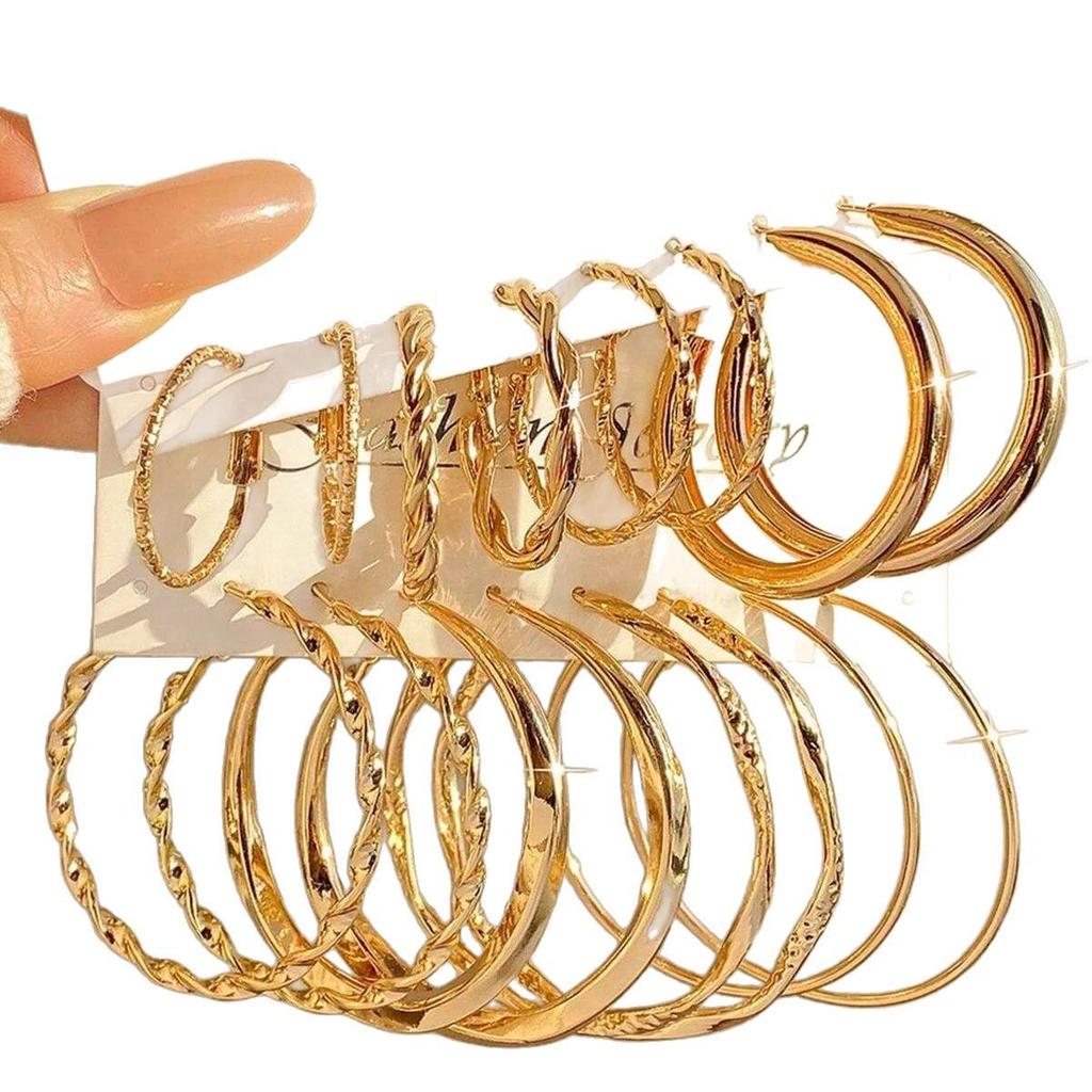 Elegant Hoop Earrings Set for Women with Textured Pattern