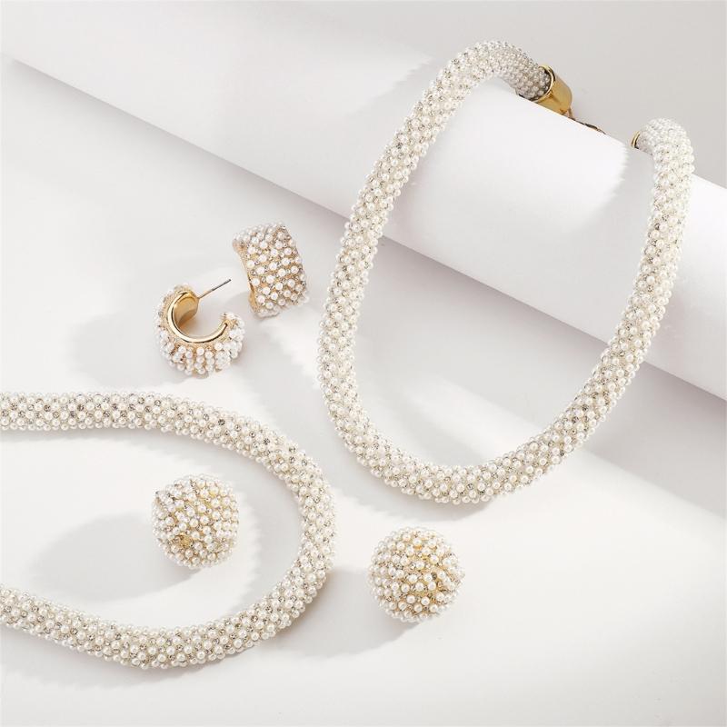 Rhinestones And Pearls Jewelry Set Versatile For Weddings Event Lightweight Design Celebration Necklace Ear Studs