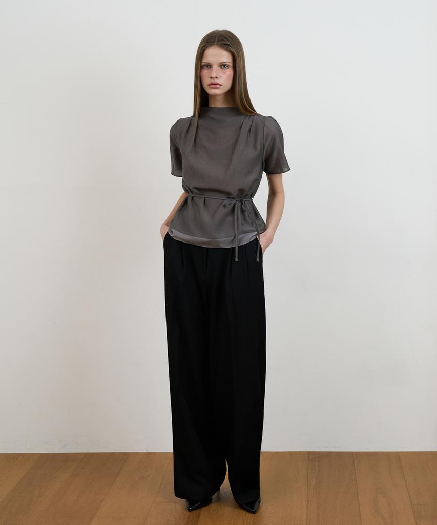 DEHEVE Drape Strap Blouse [Charcoal]