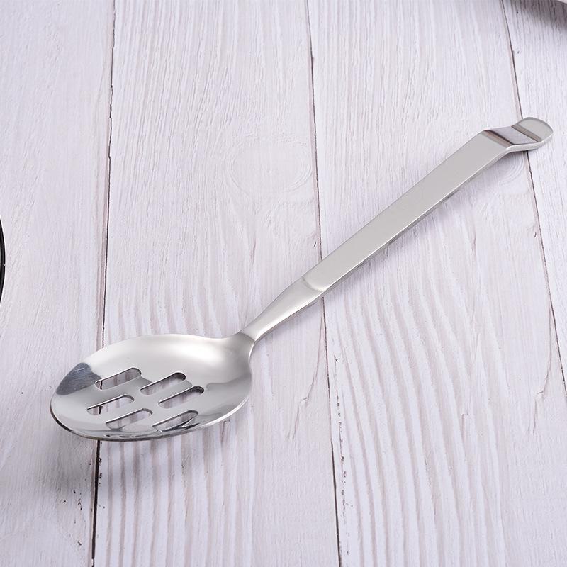 Stainless Steel Long-Handled Colander Spoon - Western Tableware for Hotels and Large Food Portions