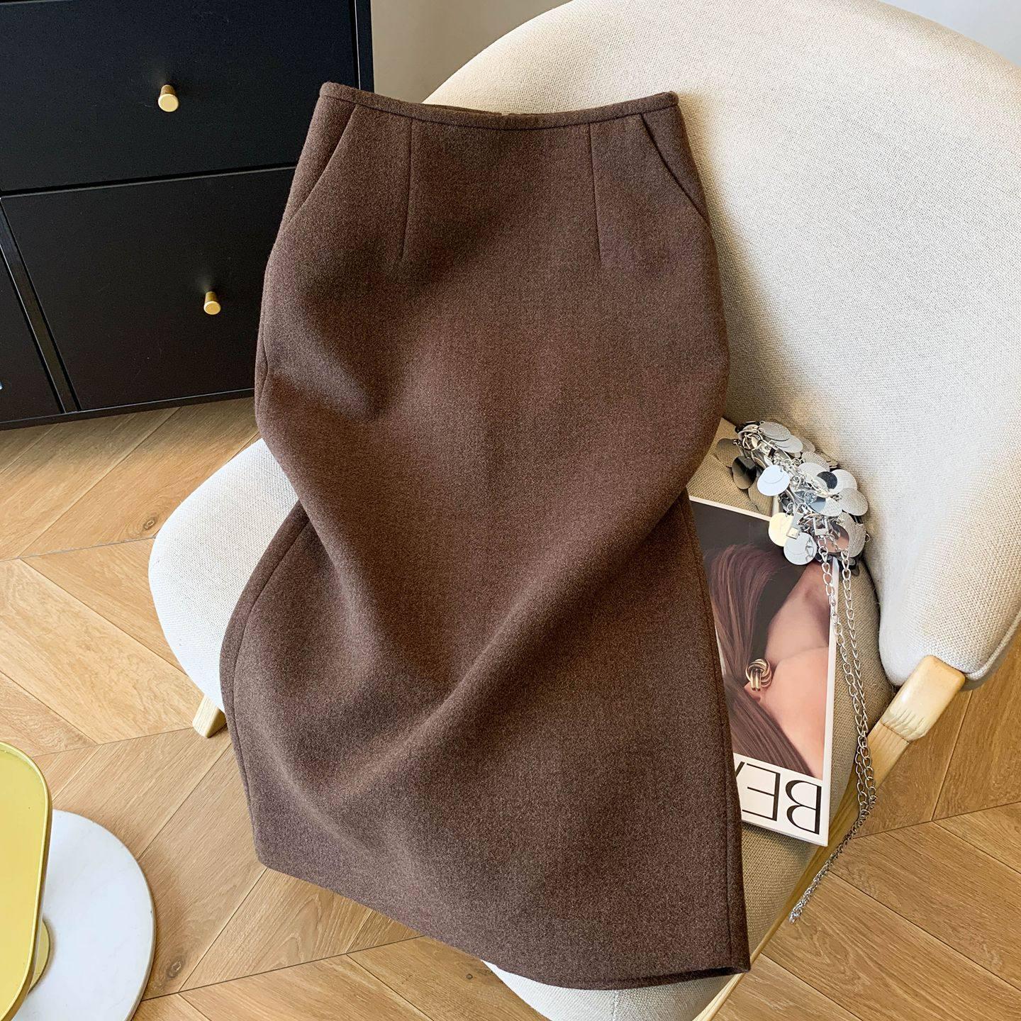 Pre-sale Women s Glossy Satin A-line Skirt, Spring/Summer & 2025 Autumn/Winter Korean Style Fashion. Large
