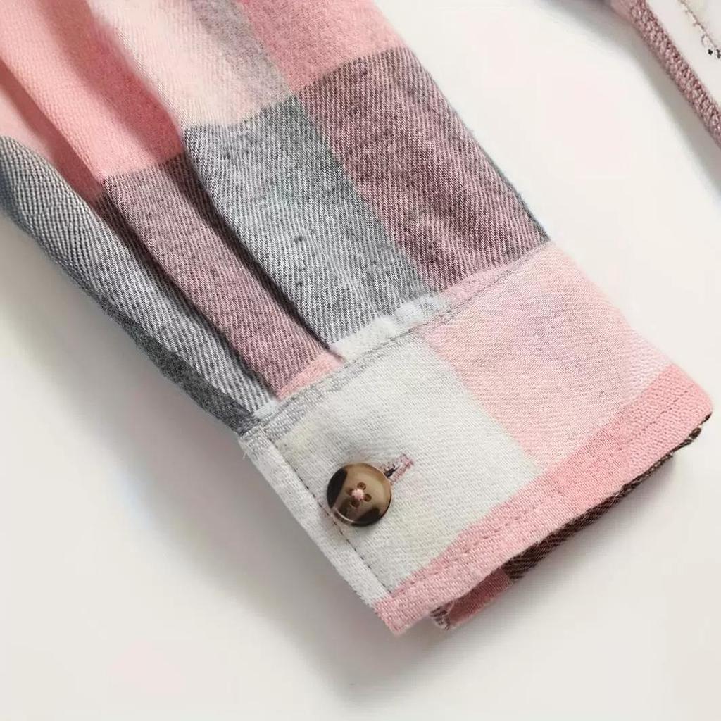 Camisa feminina com estampa xadrez lisonjeira - Design moderno com botões e mangas compridas quentes - Estilo casual clássico para uso diário