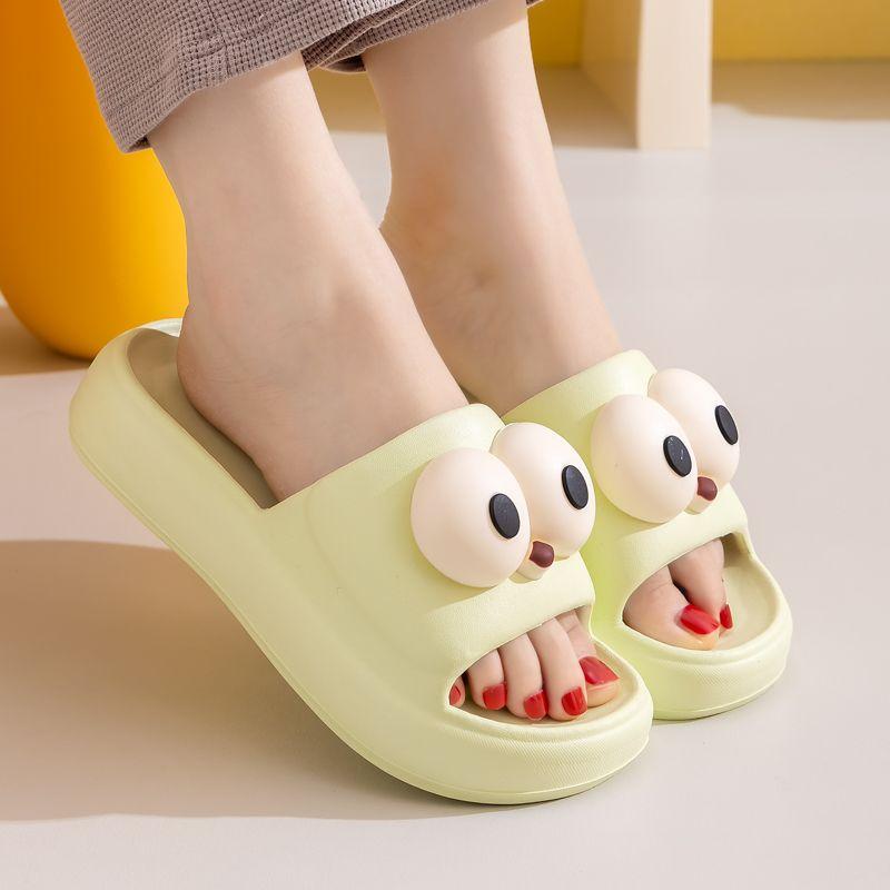 Women Thick-Soled Slide Sandals  Summer Beach Flip-Flops Fashionable Outdoor Slip-On Sandals Versatile Sandals for Women