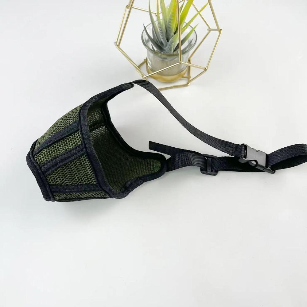 

Breathable Dog Mesh Mask Adjustable Anti-Biting Mask Universal Pet Anti-Barking Mask Outdoors M зелёный